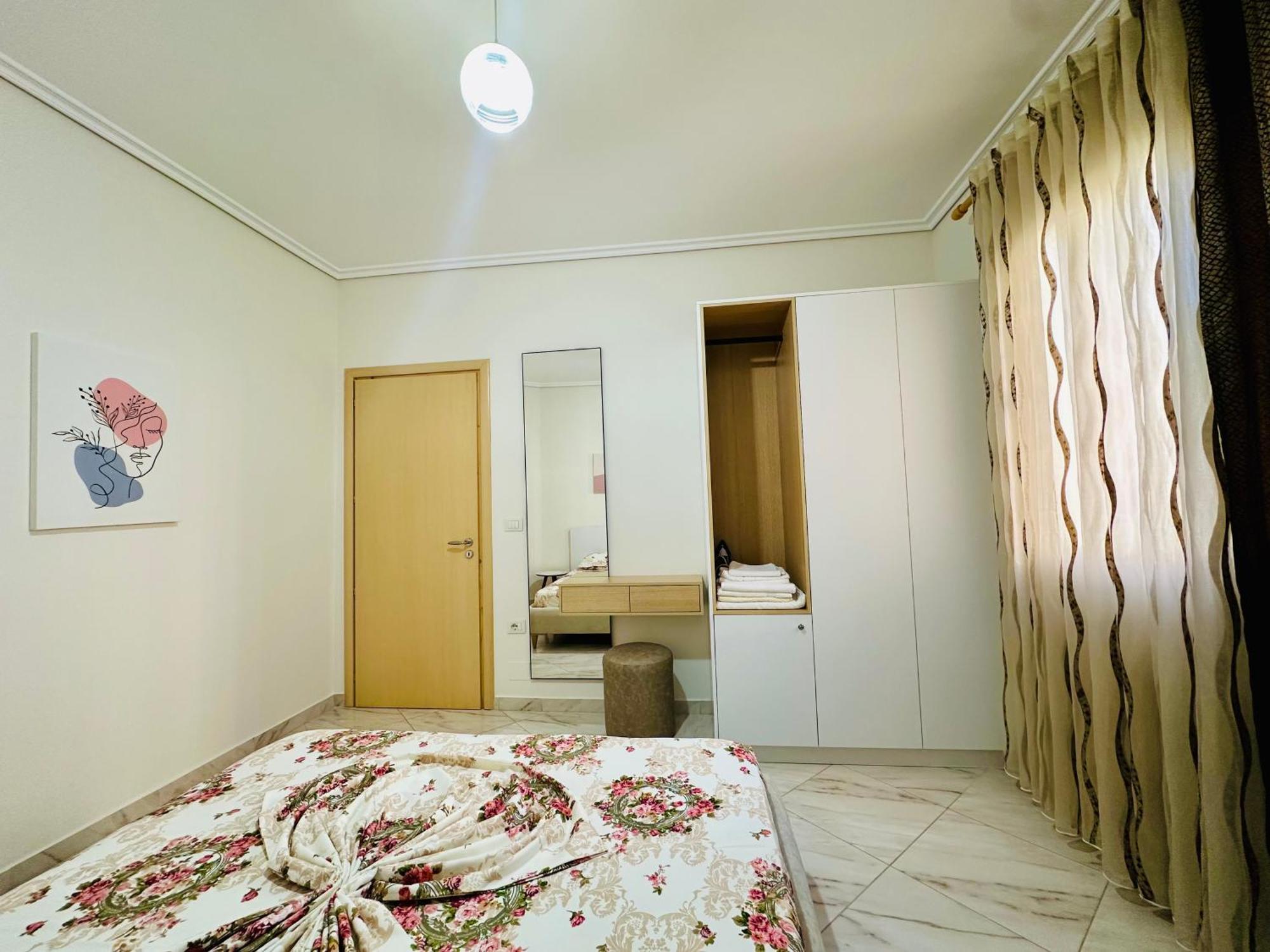 Jico Travel - Erjon Apartments Влёра Экстерьер фото